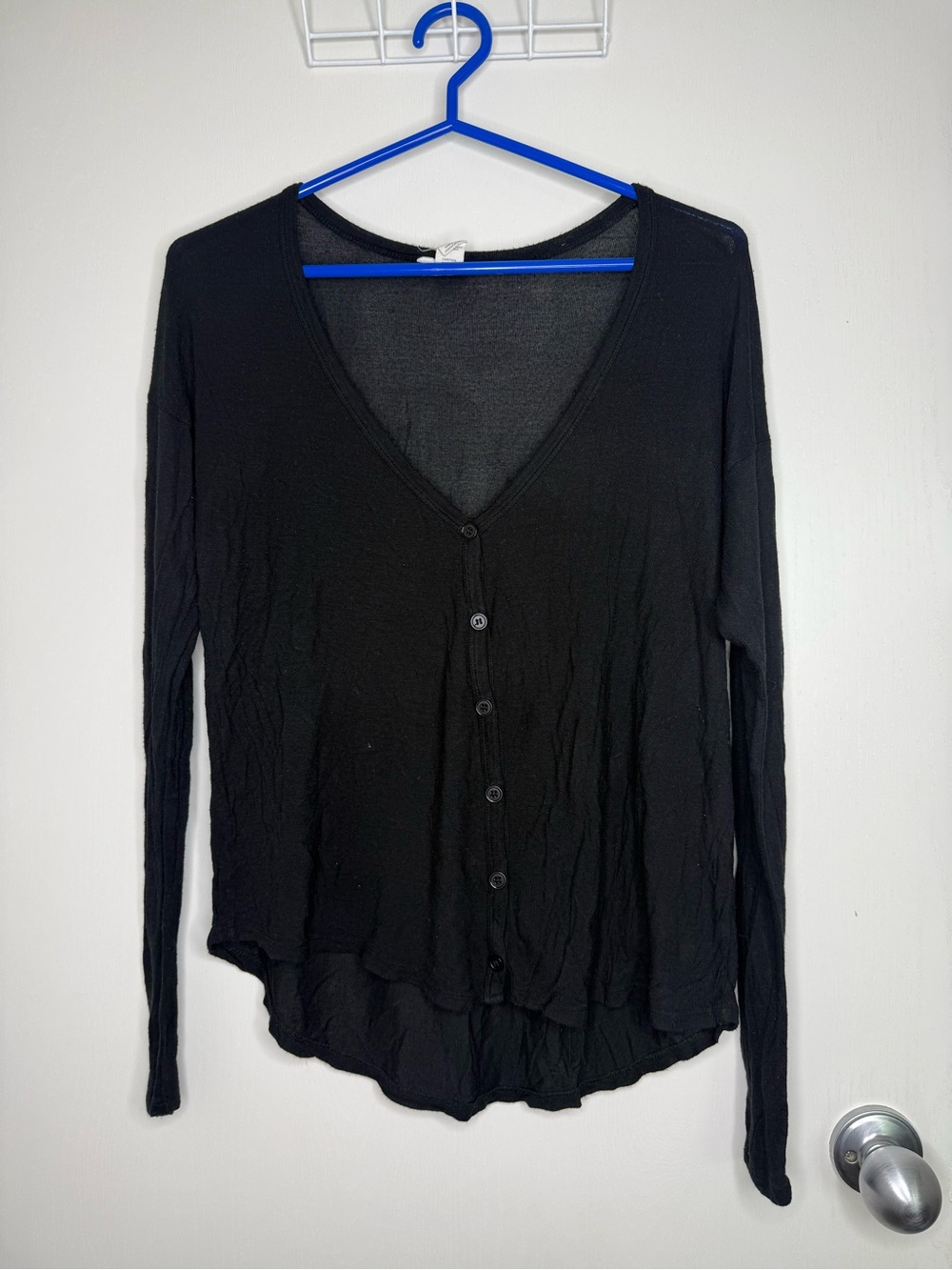 🔥2 for $10🔥Streetwear Society Black Long-Sleeve V-Neck Button-Front Women's Top